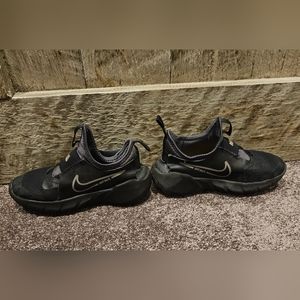 Boys Nike Slip on